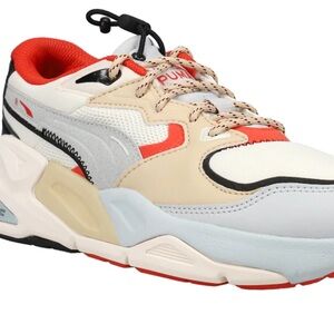 Woman’s size 8.5 Puma Sneakers TRC Mira Retro Grade Lace Up Sneakers